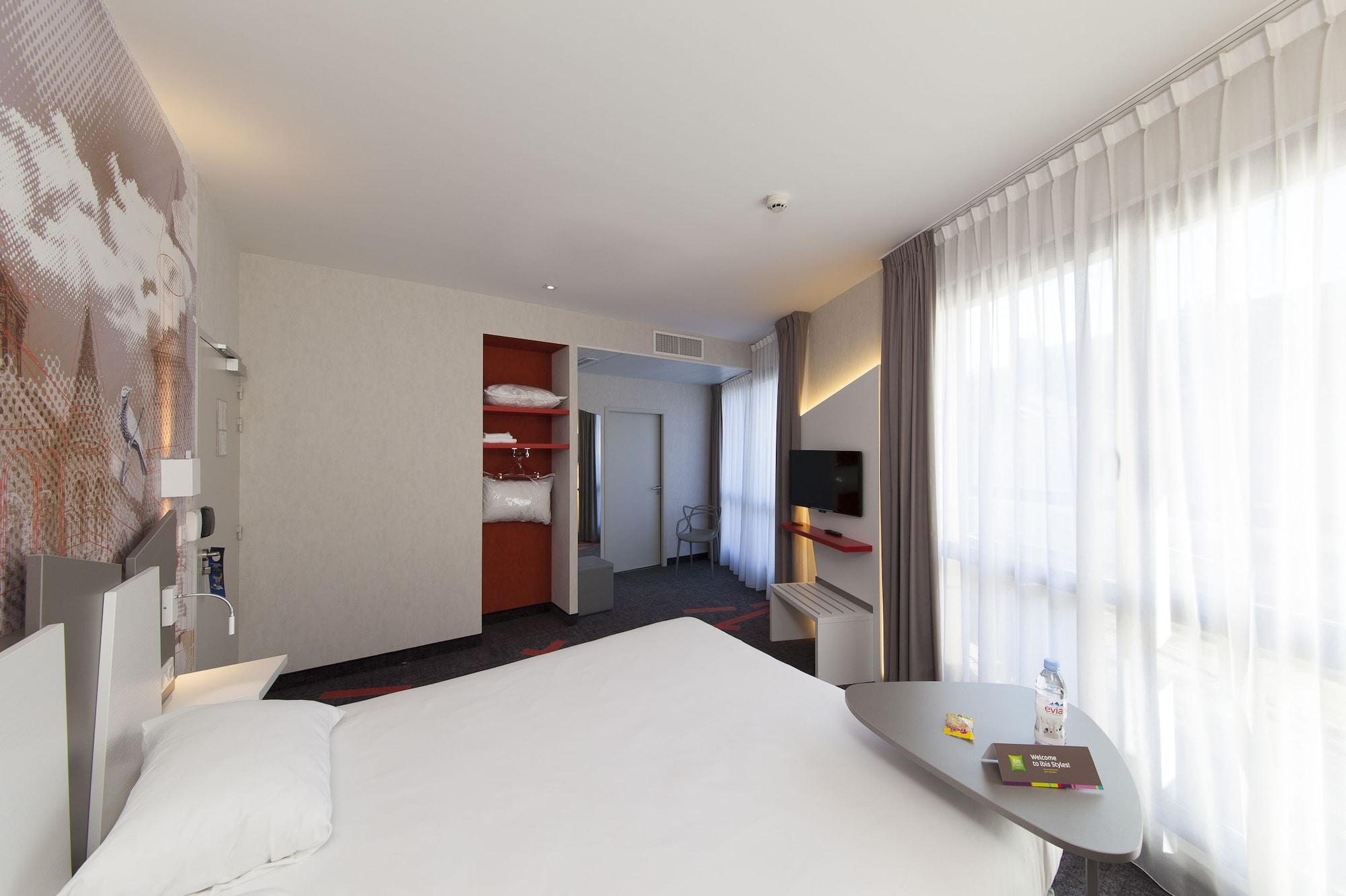 Hotel Ibis Styles Poitiers Centre Exteriér fotografie