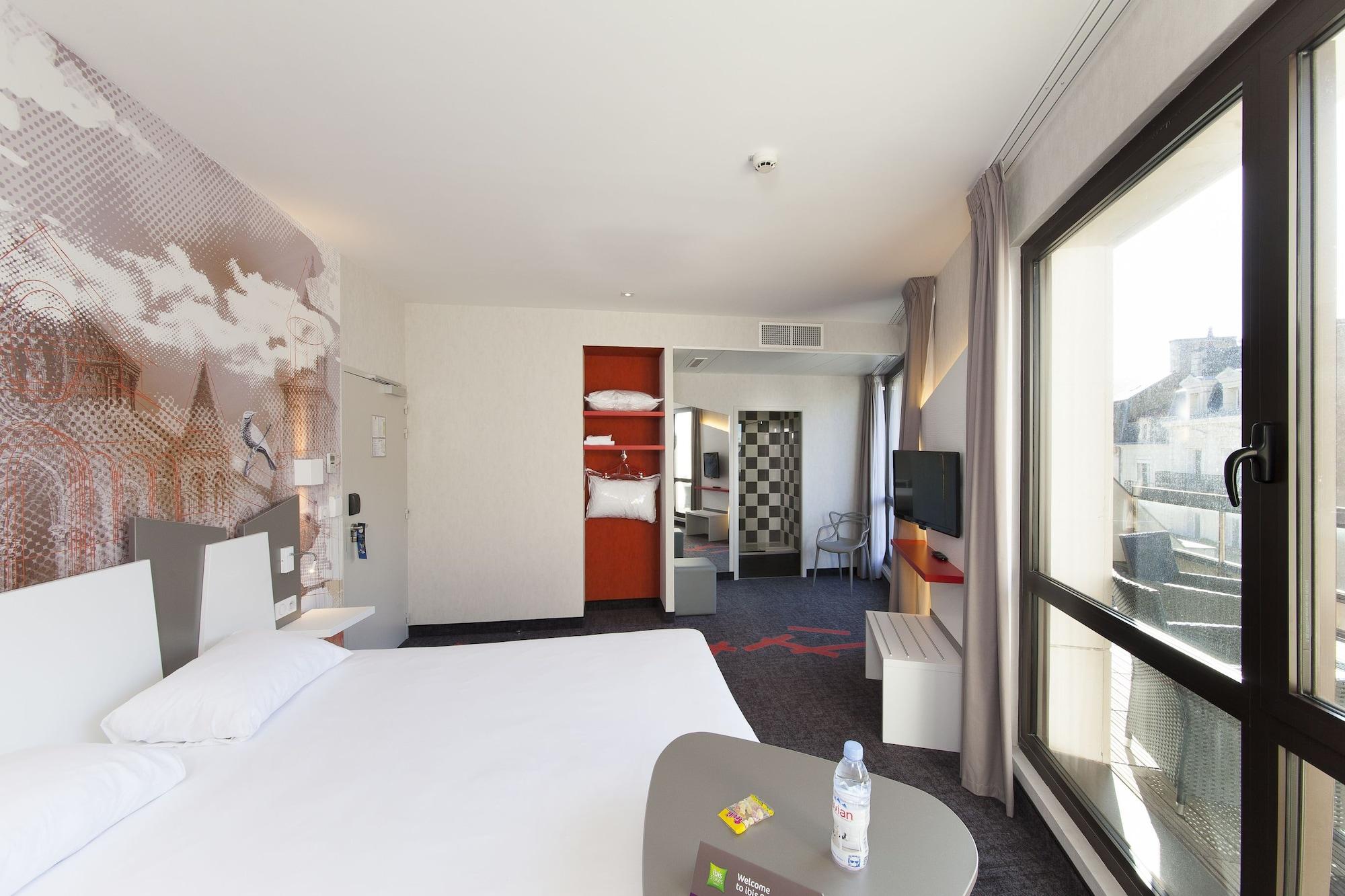 Hotel Ibis Styles Poitiers Centre Exteriér fotografie