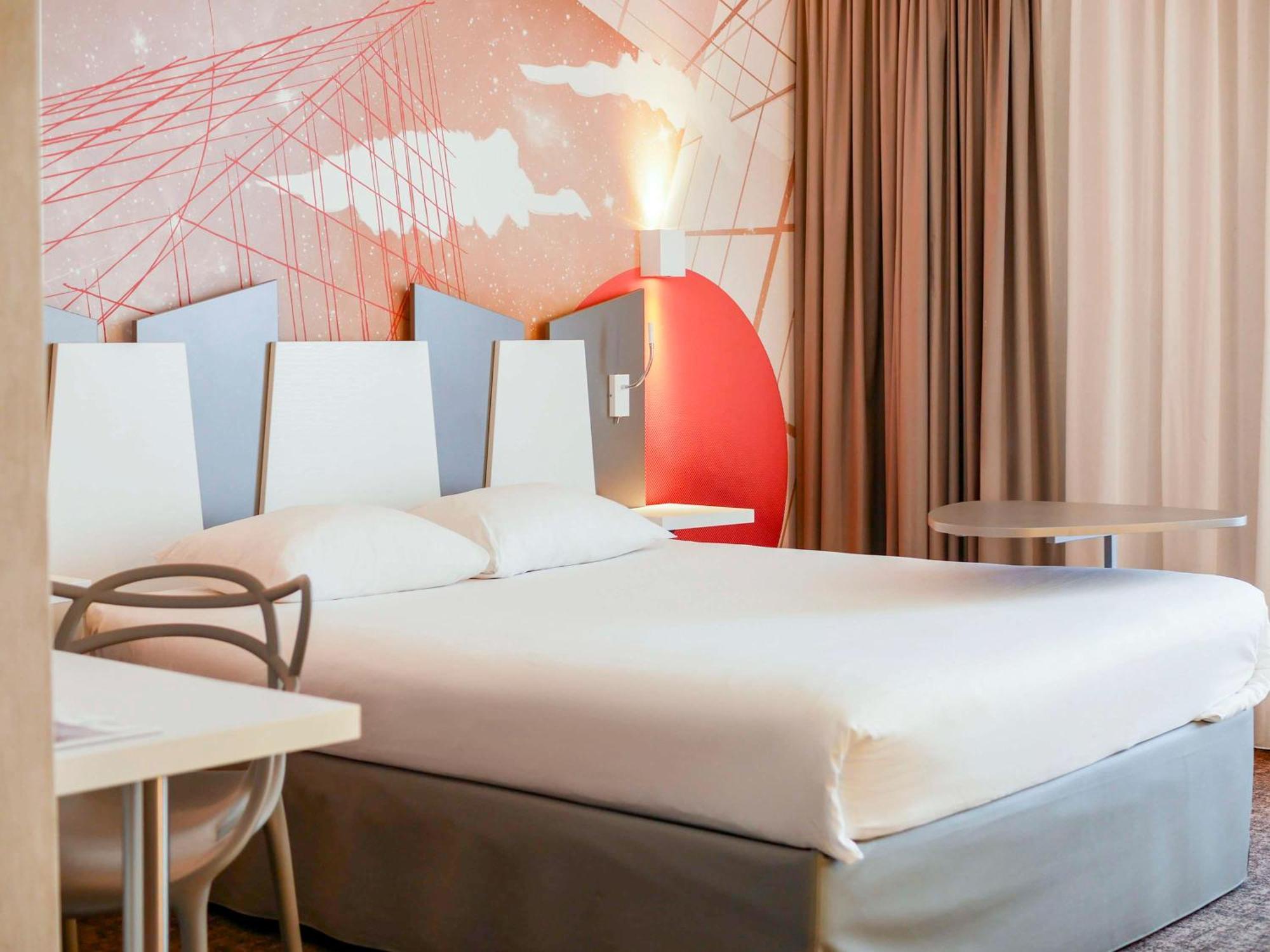 Hotel Ibis Styles Poitiers Centre Exteriér fotografie