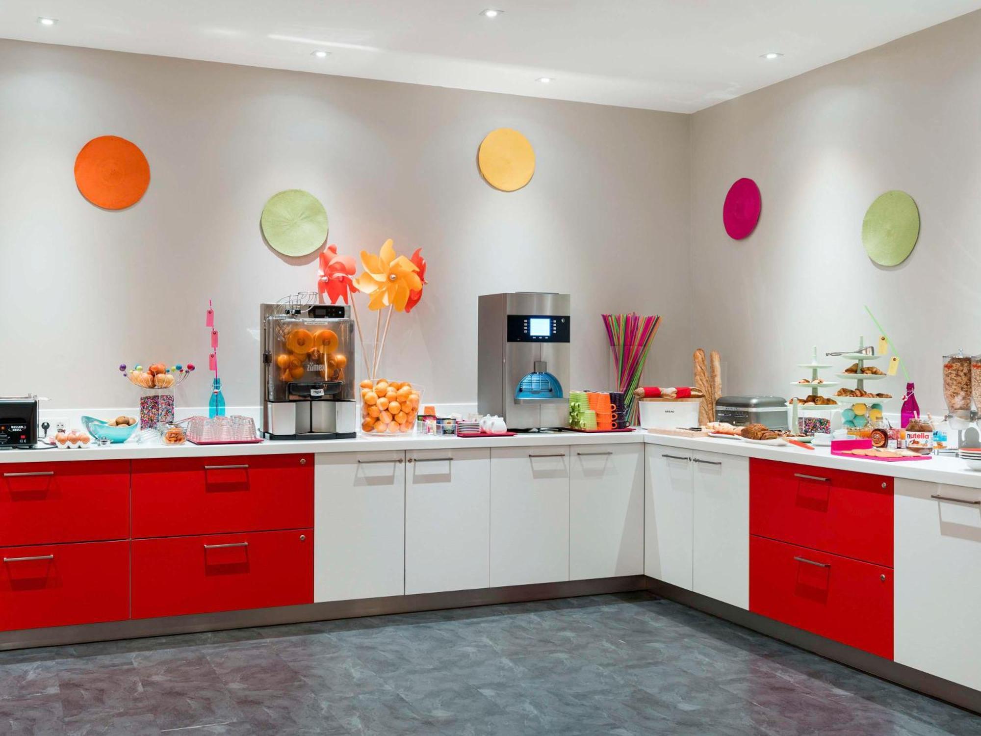 Hotel Ibis Styles Poitiers Centre Exteriér fotografie