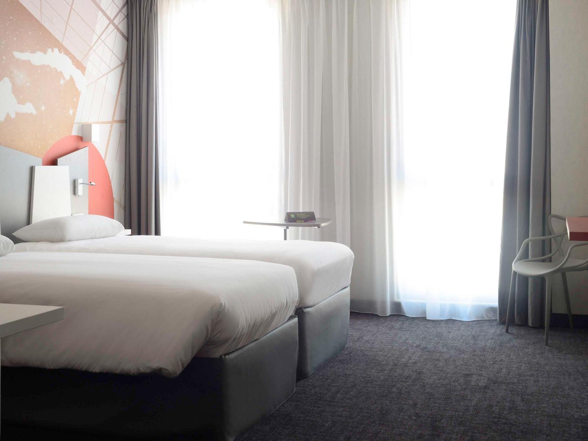 Hotel Ibis Styles Poitiers Centre Exteriér fotografie